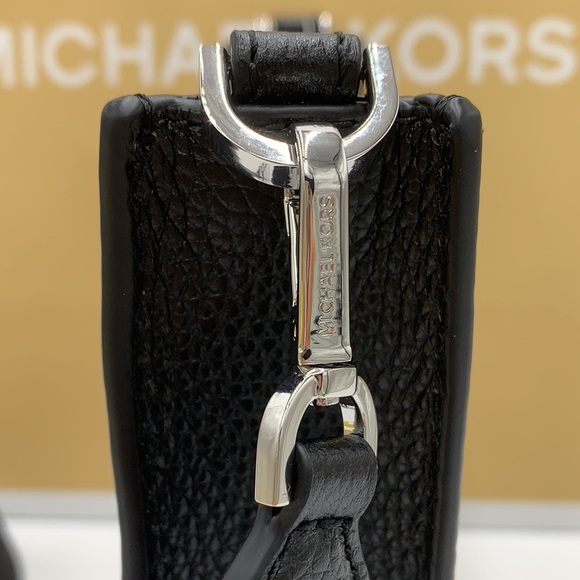 MICHAEL KORS Briley Small Pebbled Leather Messengr - Picture 13 of 16